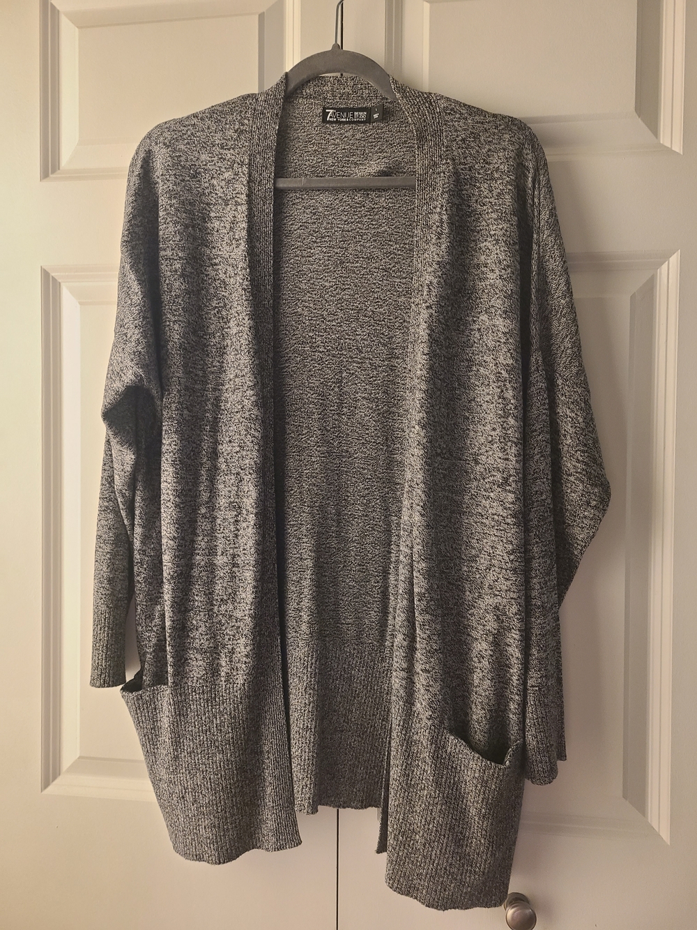 New York & Company Size Large Black/White Open-Front Women's Cardigan Sweater